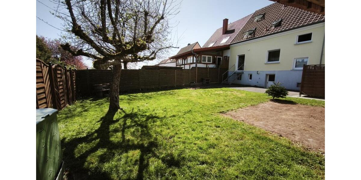 Doppelhaushälfte Bexbach - 5 Zimmer, 149 m&sup2;, 285.000&euro; | Angebot:26384819