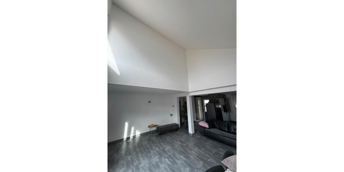 Einfamilienhaus Saarbrücken - 6 Zimmer, 150 m&sup2;, 499.000&euro; | Angebot:25656747