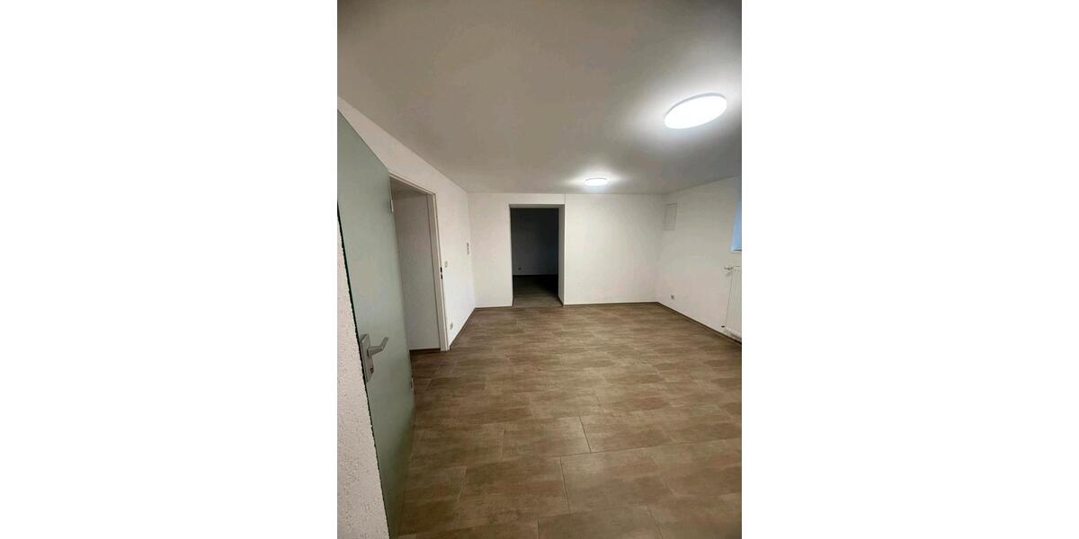 Erdgeschoßwohnung Saarbrücken Brebach-Fechingen - 3 Zimmer, 60 m&sup2;, 430&euro; | Angebot:25387104
