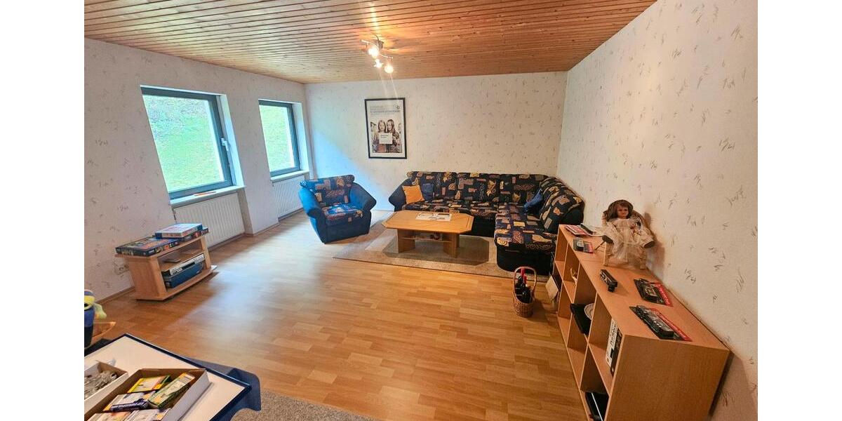 Einfamilienhaus Sankt Ingbert - 12 Zimmer, 207 m&sup2;, 322.000&euro; | Angebot:23283392
