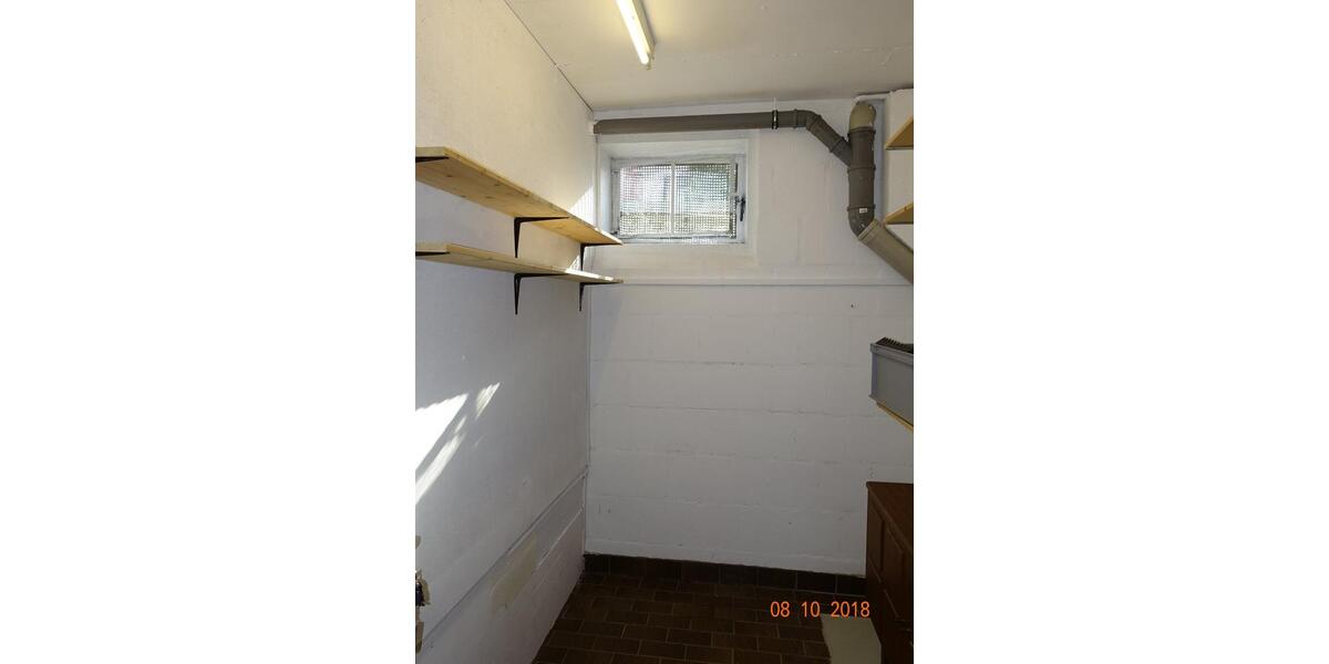 Dachgeschoßwohnung Saarbrücken West - 3 Zimmer, 83 m&sup2;, 570&euro; | Angebot:26630201