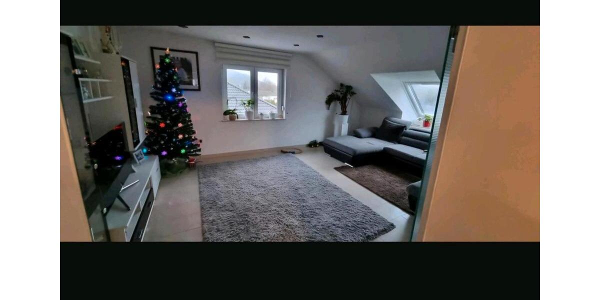 Dachgeschoßwohnung Zweibrücken - 4 Zimmer, 97 m&sup2;, 800&euro; | Angebot:25311704