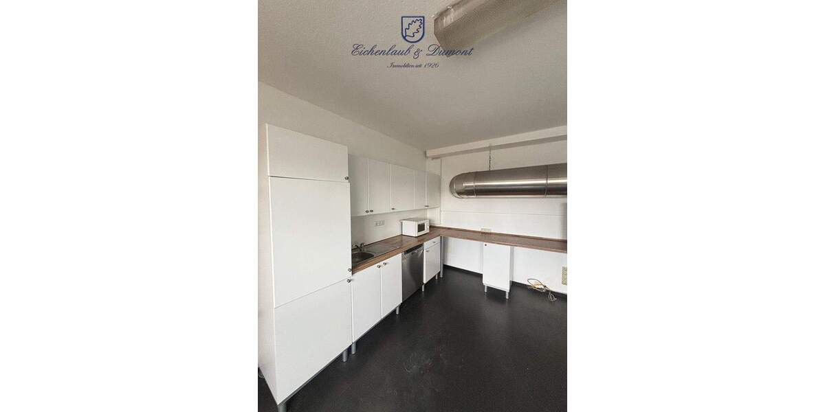 Gewerbeobjekt Saarlouis / Roden Roden - 9 Zimmer, 302 m&sup2;, 2.100&euro; | Angebot:25697924