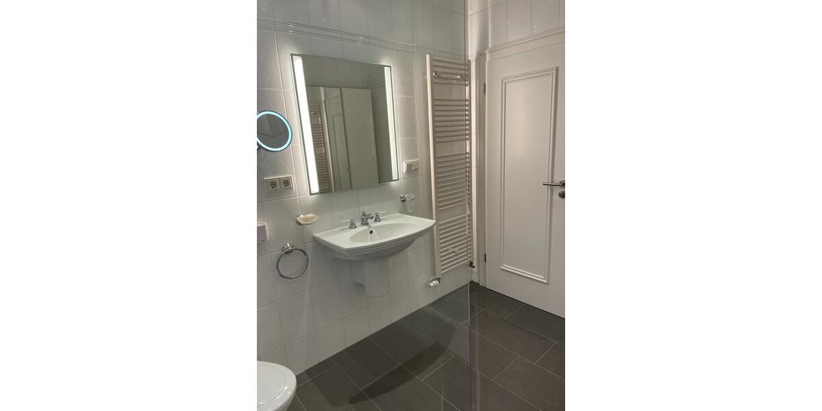 Villa Völklingen - 10 Zimmer, 252 m&sup2;, 548.000&euro; | Angebot:23682968