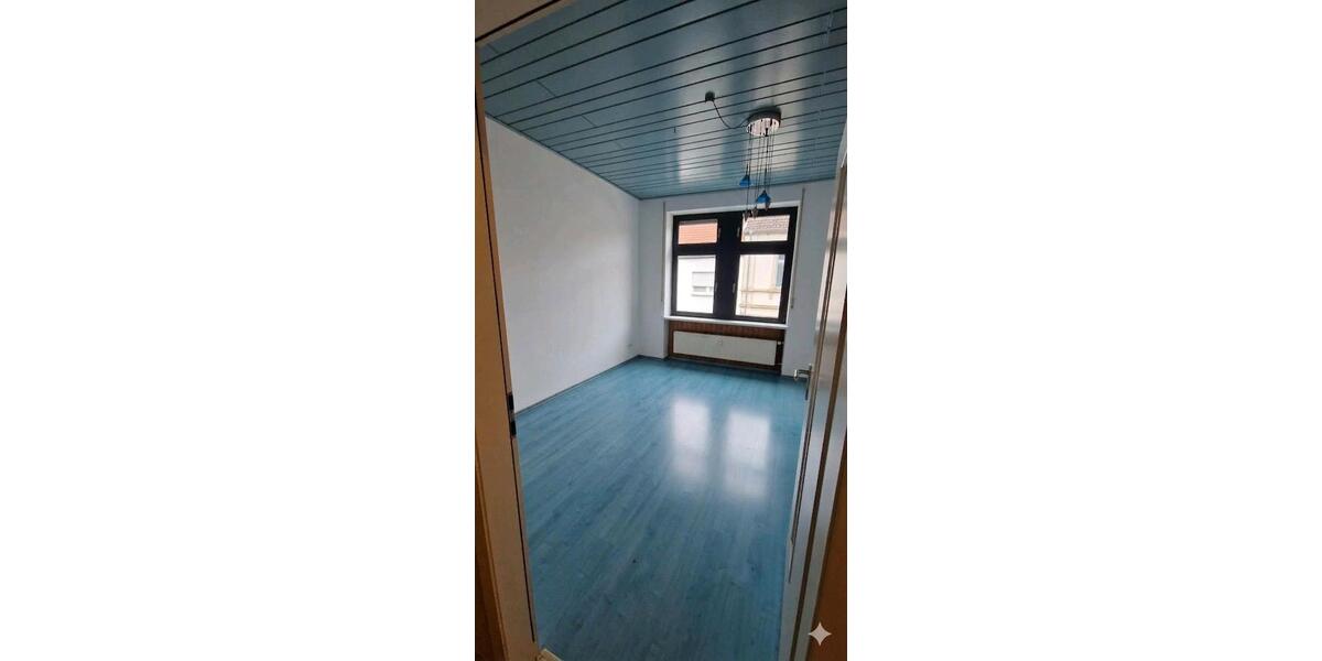 Etagenwohnung Sankt Ingbert - 3 Zimmer, 64 m&sup2;, 700&euro; | Angebot:25539822