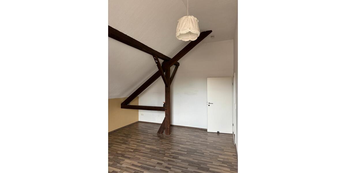 Etagenwohnung Saarlouis - 3 Zimmer, 120 m&sup2;, 700&euro; | Angebot:26686735