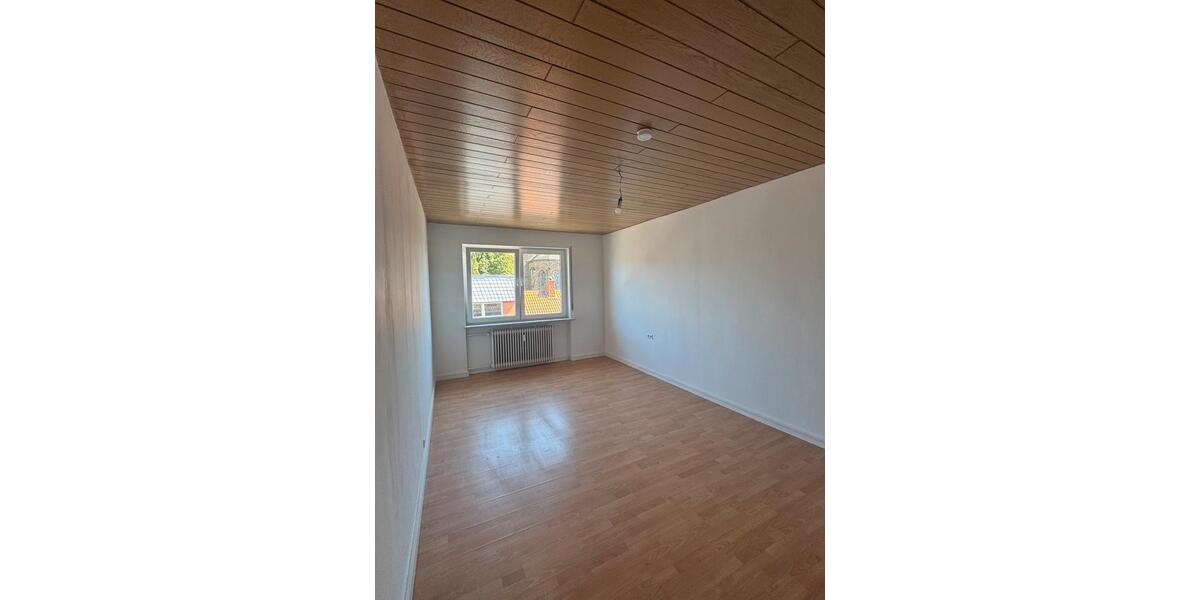 Etagenwohnung Spiesen-Elversberg Elversberg - 4 Zimmer, 120 m&sup2;, 800&euro; | Angebot:26678816