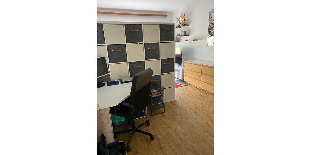 Etagenwohnung Saarbrücken Neue Bremm - 3 Zimmer, 74 m&sup2;, 630&euro; | Angebot:26643924