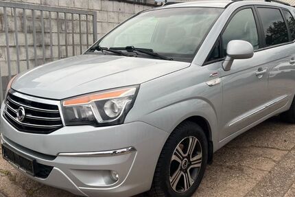 SsangYong Rodius 198.000 km 8.990 &euro; Saarlouis 66740