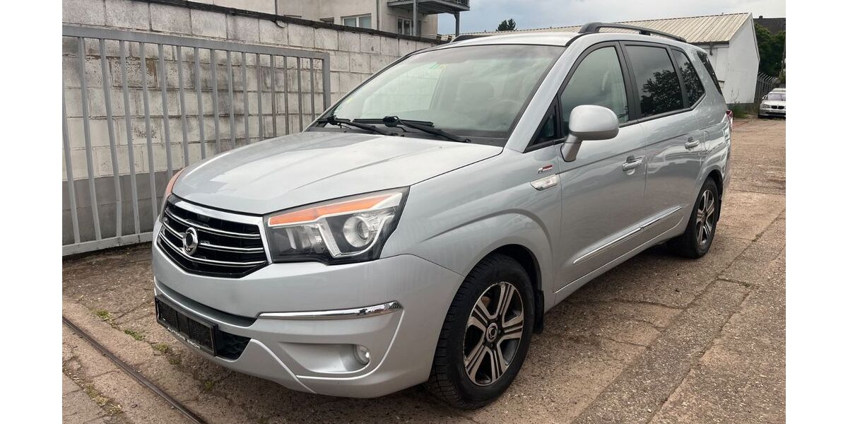 SsangYong Rodius 198.000 km 8.990 &euro; Saarlouis 66740