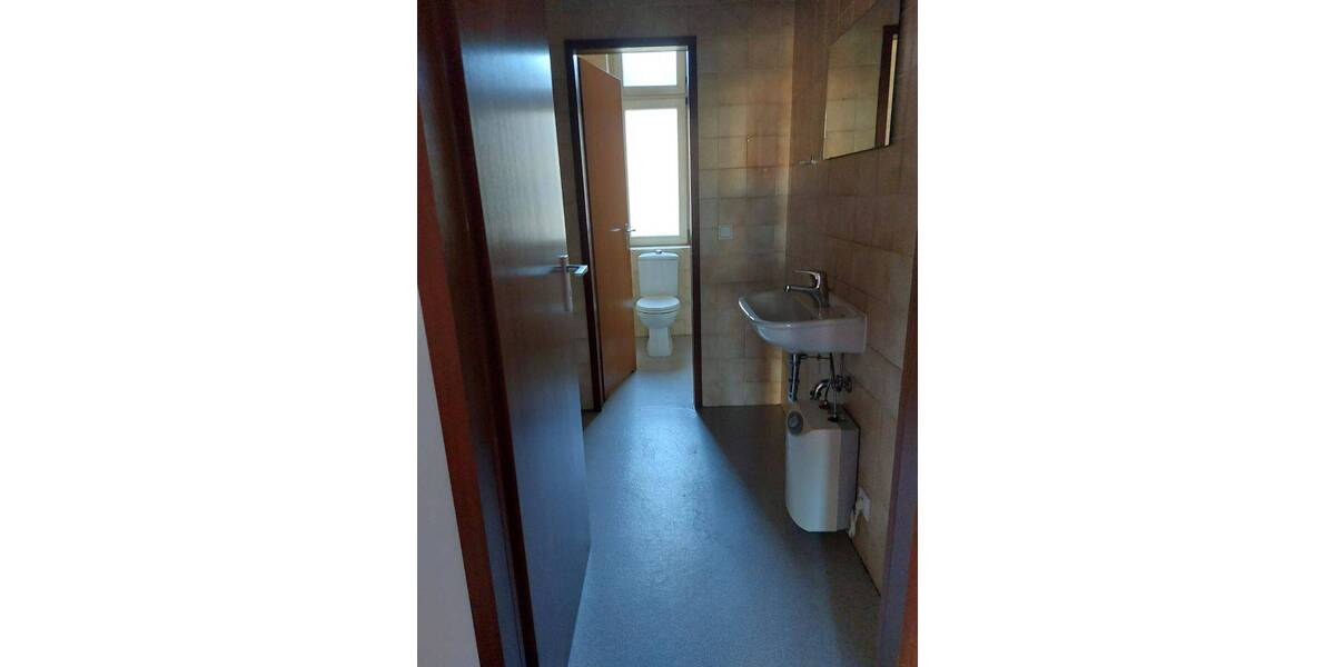 Gewerbeobjekt Saarbrücken St Johann - 5 Zimmer, 120 m&sup2;, 990&euro; | Angebot:26501573