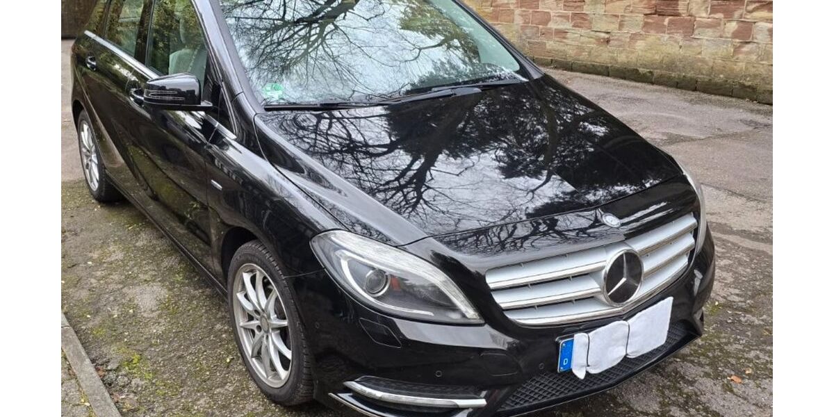 Mercedes-Benz B 180 189.000 km 7.200 &euro; Saarbrücken 66117