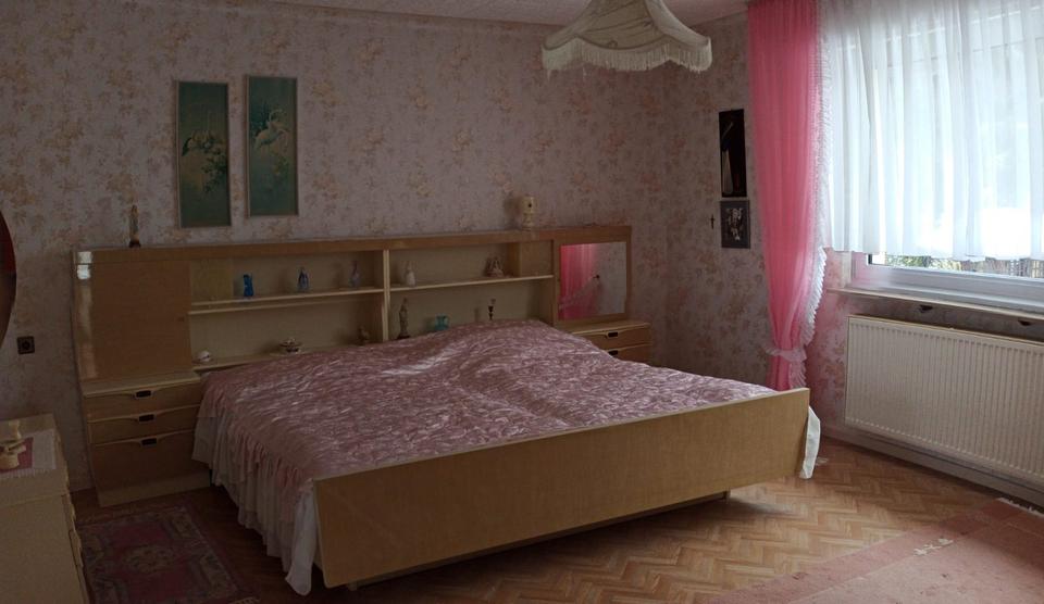 Einfamilienhaus Lebach - 8 Zimmer, 180 m&sup2;, 220.000&euro; | Angebot:24787268