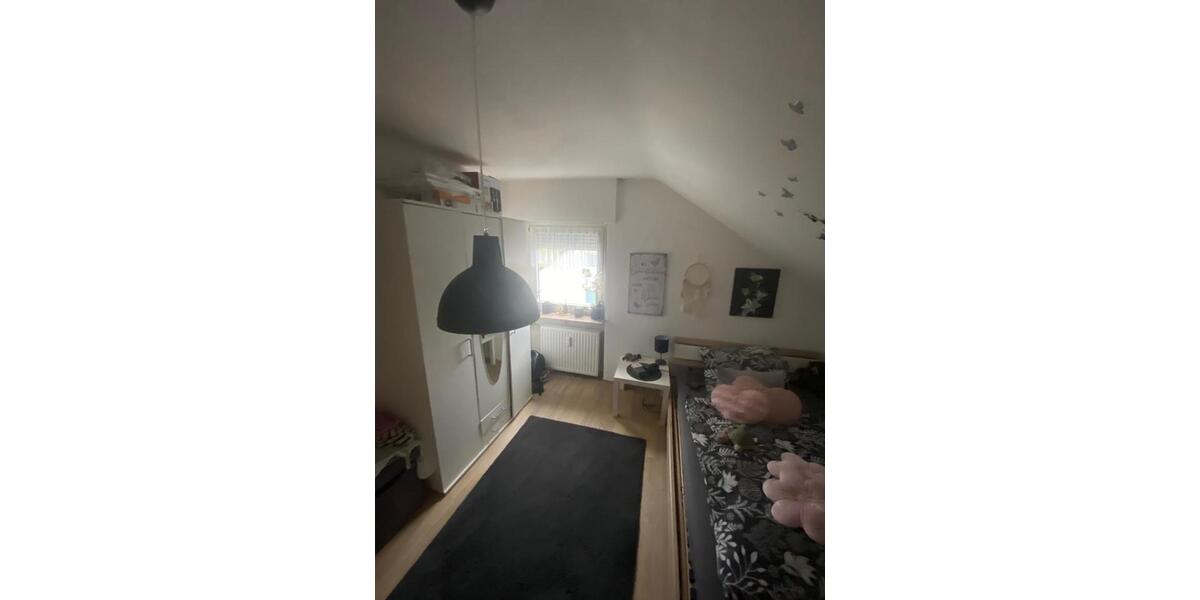 Etagenwohnung Saarbrücken Bischmisheim - 3 Zimmer, 85 m&sup2;, 700&euro; | Angebot:26698506