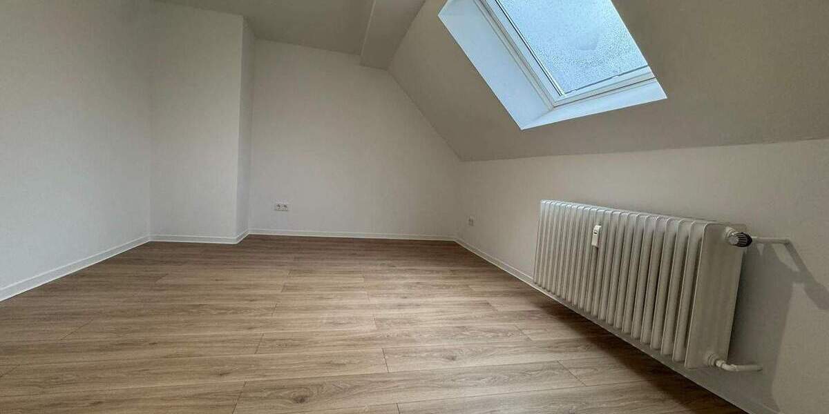 Etagenwohnung Saarbrücken Eschberg - 2 Zimmer, 50 m&sup2;, 495&euro; | Angebot:26744907