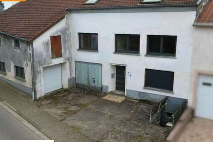 Haus Rehlingen-Siersburg Siersburg - 9 Zimmer, 180 m&sup2;, 159.000&euro; | Angebot:20037022
