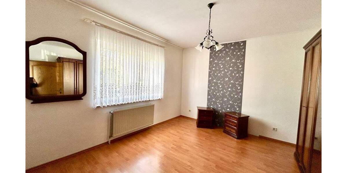 Mehrfamilienhaus, Wohnhaus Illingen Hüttigweiler - 4 Zimmer, 110 m&sup2;, 205.000&euro; | Angebot:25801938