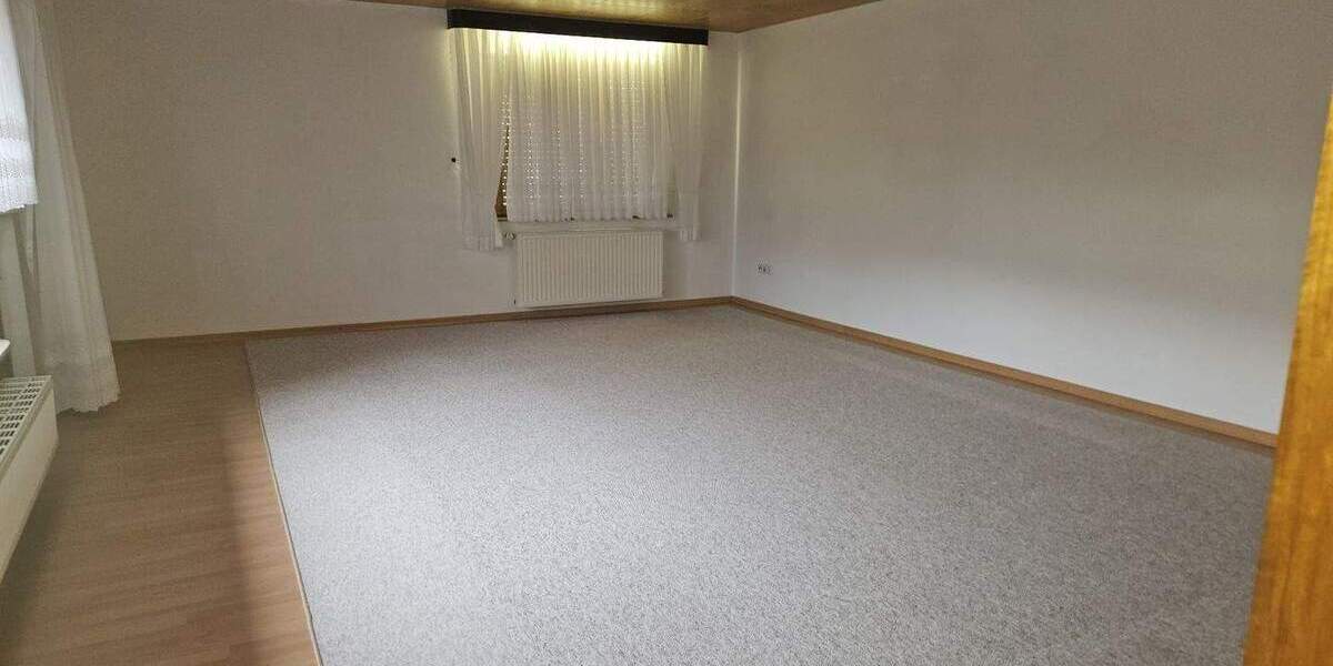 Mehrfamilienhaus, Wohnhaus Ottweiler - 6 Zimmer, 279.000&euro; | Angebot:25780473