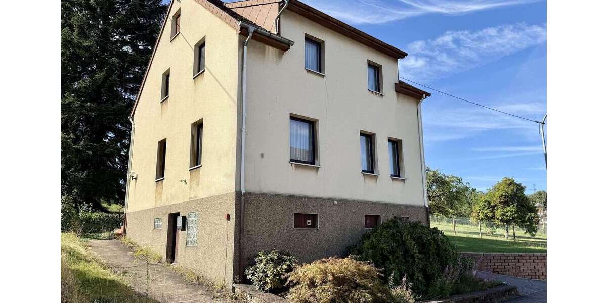 Einfamilienhaus Quierschied - 4 Zimmer, 140 m&sup2;, 145.000&euro; | Angebot:22402853
