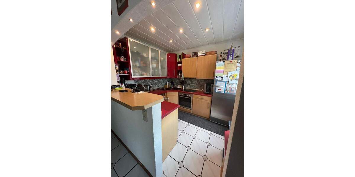 Reihenmittelhaus Friedrichsthal - 8 Zimmer, 200 m&sup2;, 197.000&euro; | Angebot:25686436