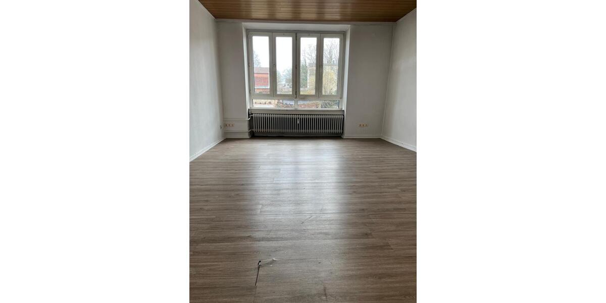 Etagenwohnung Zweibrücken - 3 Zimmer, 78 m&sup2;, 590&euro; | Angebot:25792300