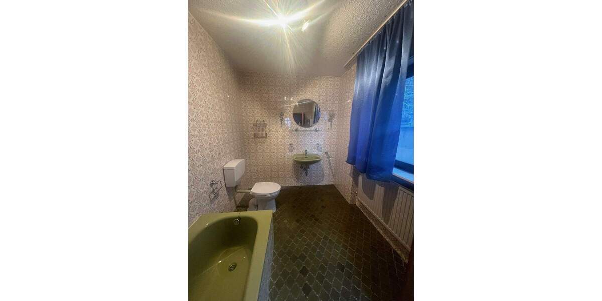 Einfamilienhaus Völklingen Wehrden - 4 Zimmer, 100 m&sup2;, 109.000&euro; | Angebot:25797880