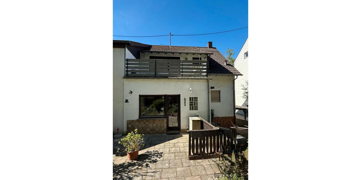 Doppelhaushälfte Saarbrücken Dudweiler - 4 Zimmer, 130 m&sup2;, 210.000&euro; | Angebot:26284185