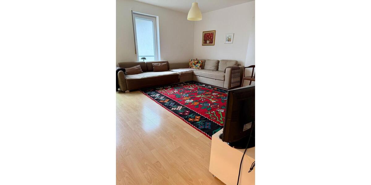 Etagenwohnung Saarbrücken Kieselhumes - 3 Zimmer, 89 m&sup2;, 979&euro; | Angebot:25382375