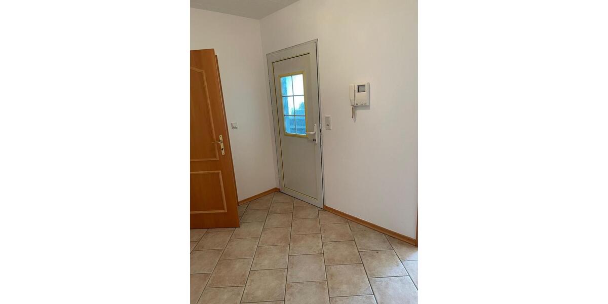 Etagenwohnung Sankt Ingbert - 2.5 Zimmer, 75 m&sup2;, 870&euro; | Angebot:25845983