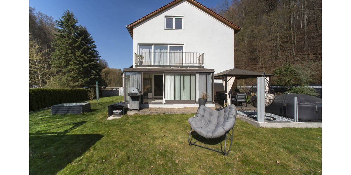 Mehrfamilienhaus, Wohnhaus Saarbrücken / Brebach-Fechingen Brebach-Fechingen - 9 Zimmer, 250 m&sup2;, 415.000&euro; | Angebot:25957973