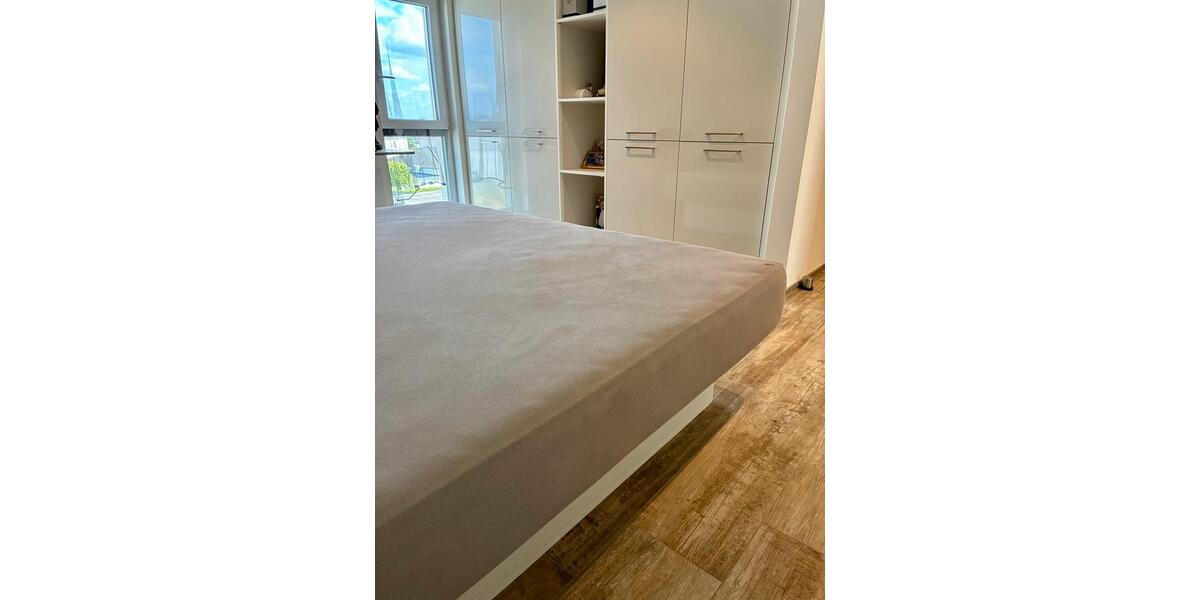 Dachgeschoßwohnung Schwalbach - 3 Zimmer, 113 m&sup2;, 475.000&euro; | Angebot:27277964