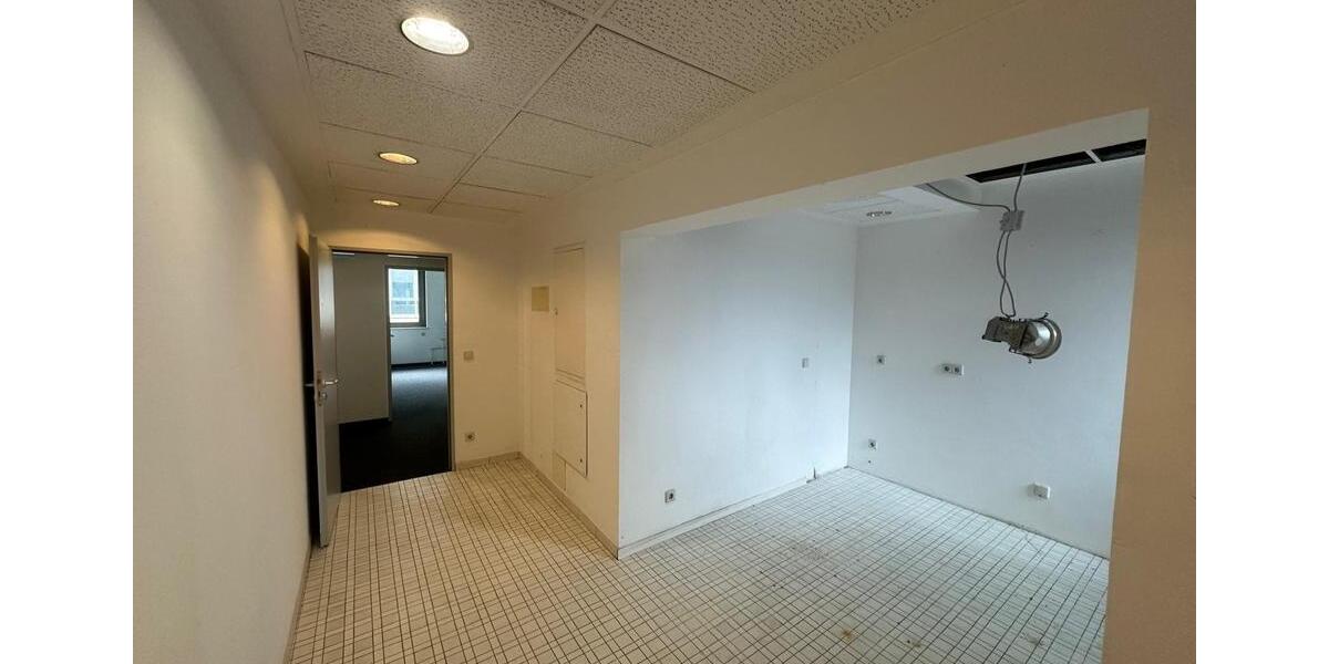 Gewerbeobjekt Saarbrücken - 6&euro; | Angebot:23776617