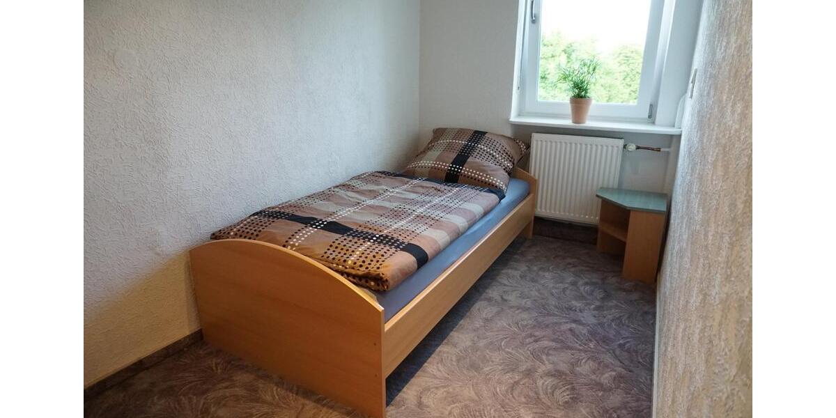 Reihenhaus Schwalbach - 7 Zimmer, 140 m&sup2;, 290.000&euro; | Angebot:25791067