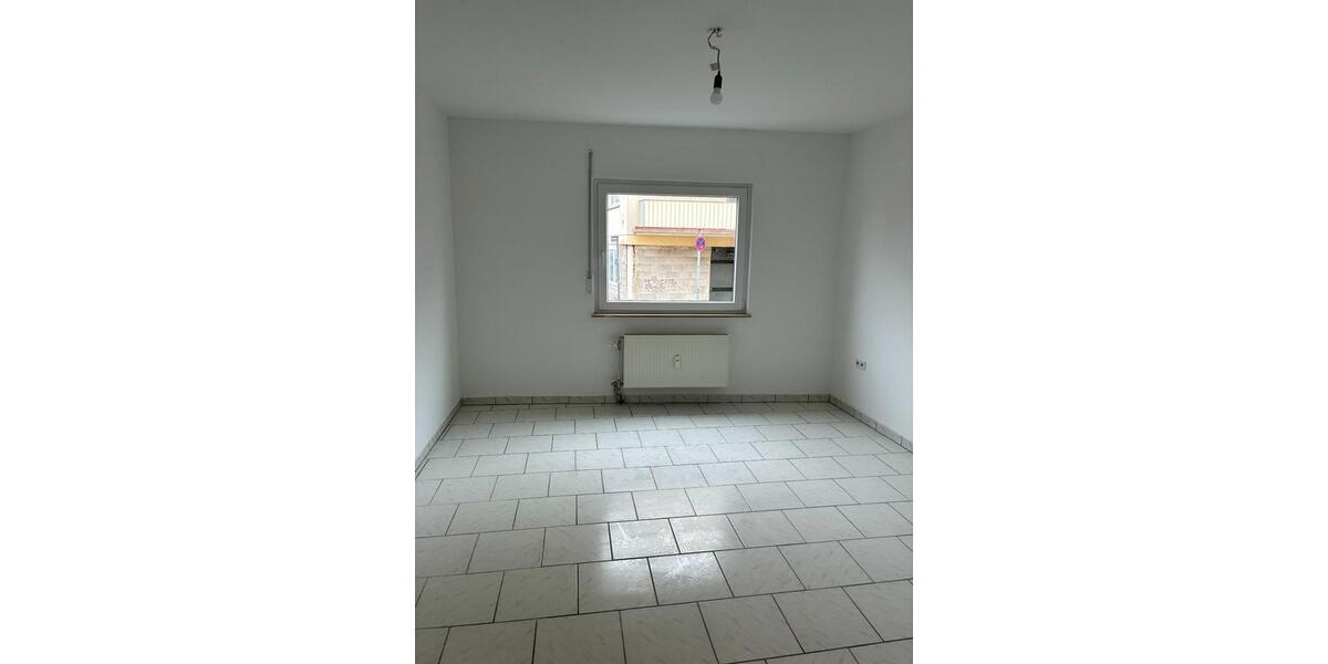 Etagenwohnung Saarbrücken West - 3 Zimmer, 66 m&sup2;, 545&euro; | Angebot:25934954