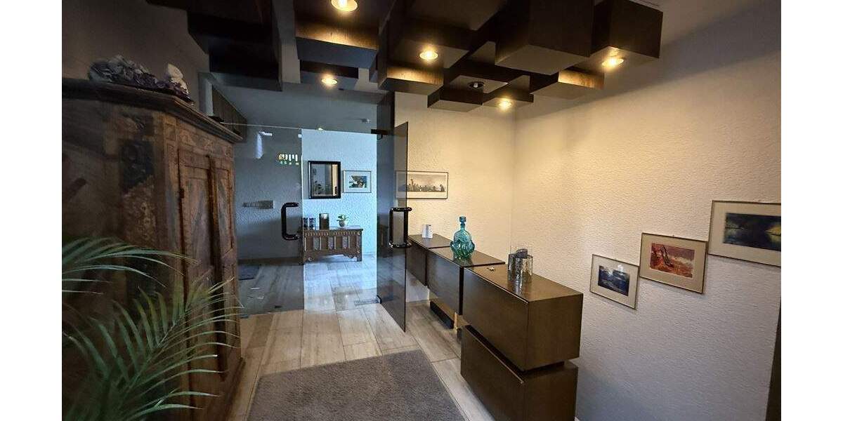 Einfamilienhaus Wadgassen - 8 Zimmer, 212 m&sup2;, 459.000&euro; | Angebot:25730154