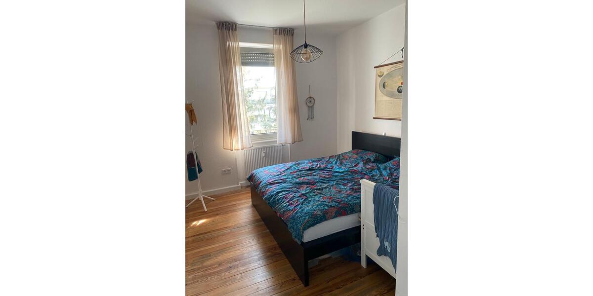 Etagenwohnung Saarbrücken Neue Bremm - 3.5 Zimmer, 90 m&sup2;, 1.250&euro; | Angebot:26626528