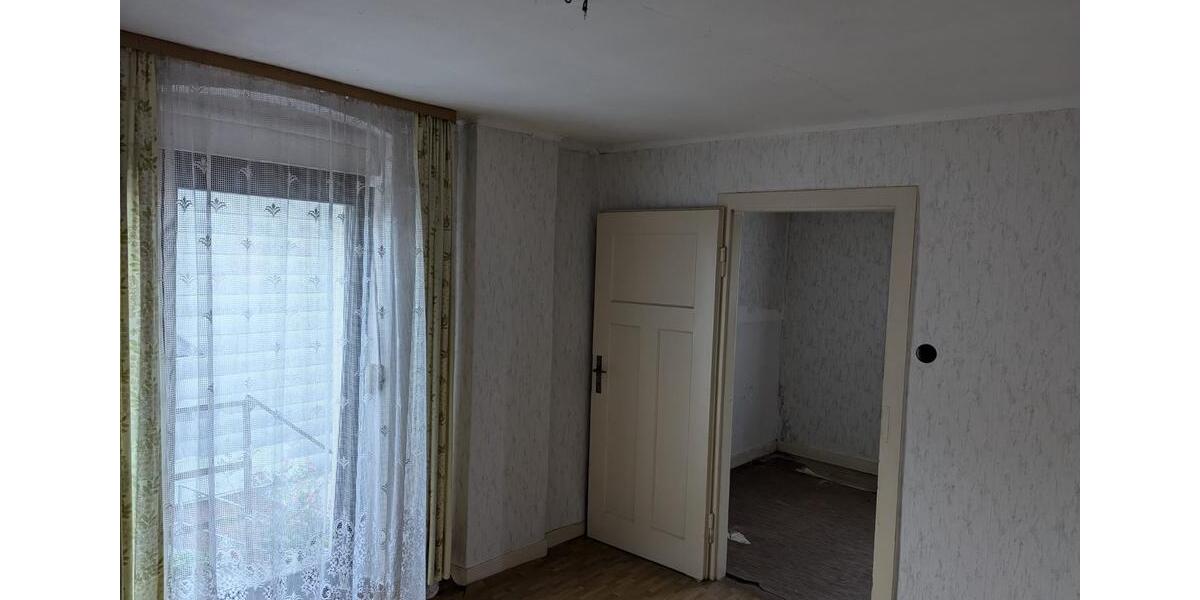 Einfamilienhaus Homburg - 4 Zimmer, 85 m&sup2;, 90.000&euro; | Angebot:25864408