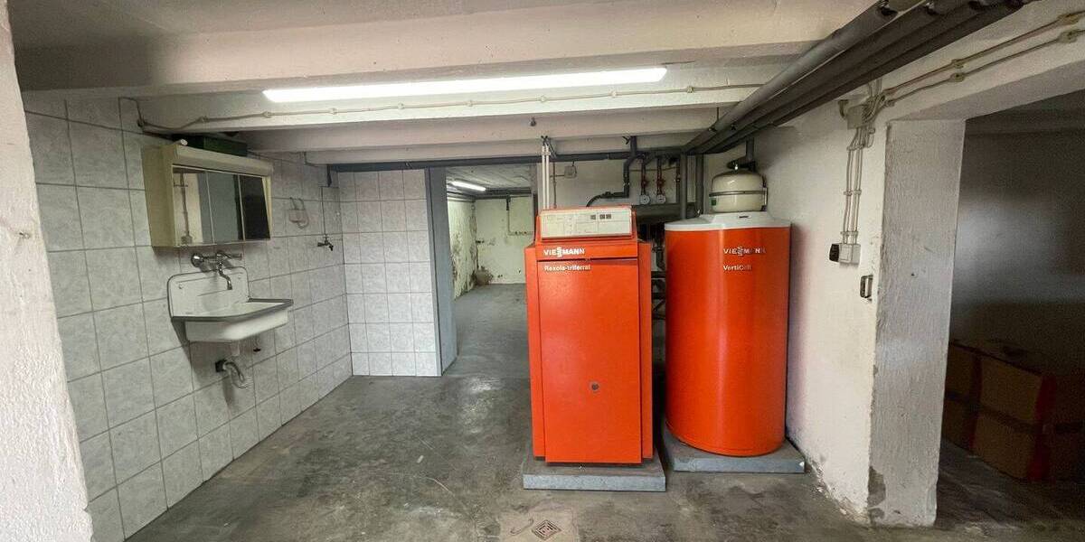 Reihenmittelhaus Überherrn Berus - 7 Zimmer, 175 m&sup2;, 140.000&euro; | Angebot:25731180