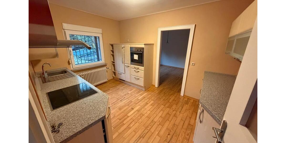 Einfamilienhaus Saarbrücken Malstatt - 7 Zimmer, 120 m&sup2;, 1.500&euro; | Angebot:25137831