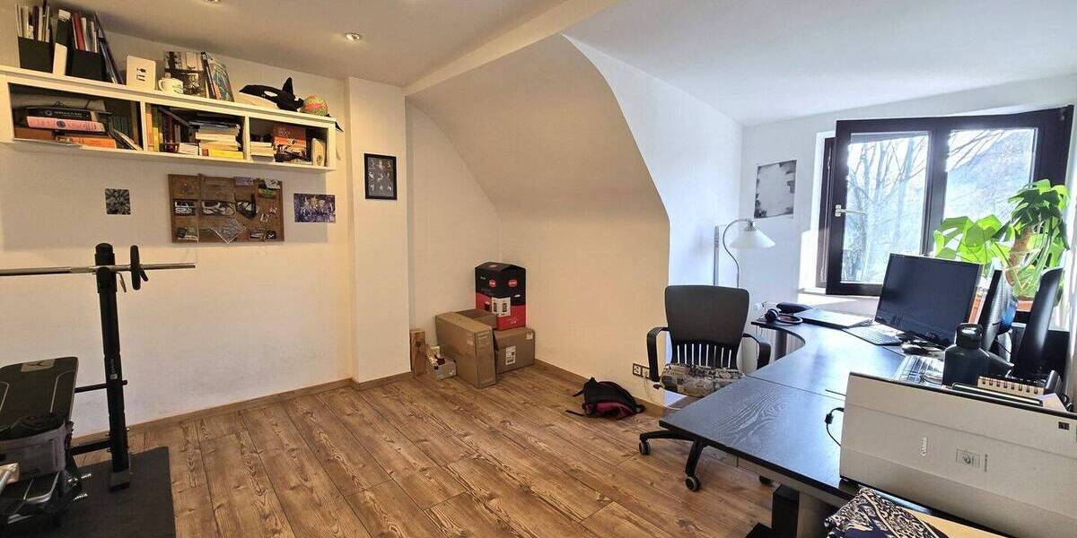 Mehrfamilienhaus, Wohnhaus Saarlouis - 1 Zimmer, 225 m&sup2;, 550.000&euro; | Angebot:25957583