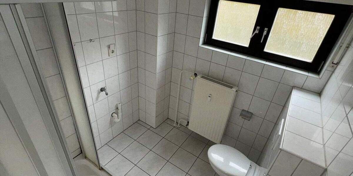 Etagenwohnung Saarbrücken Alt-Saarbrücken - 3 Zimmer, 72 m&sup2;, 700&euro; | Angebot:25690932