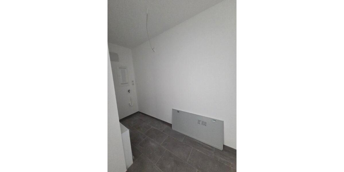 Etagenwohnung Riegelsberg - 3 Zimmer, 93 m&sup2;, 950&euro; | Angebot:25329301