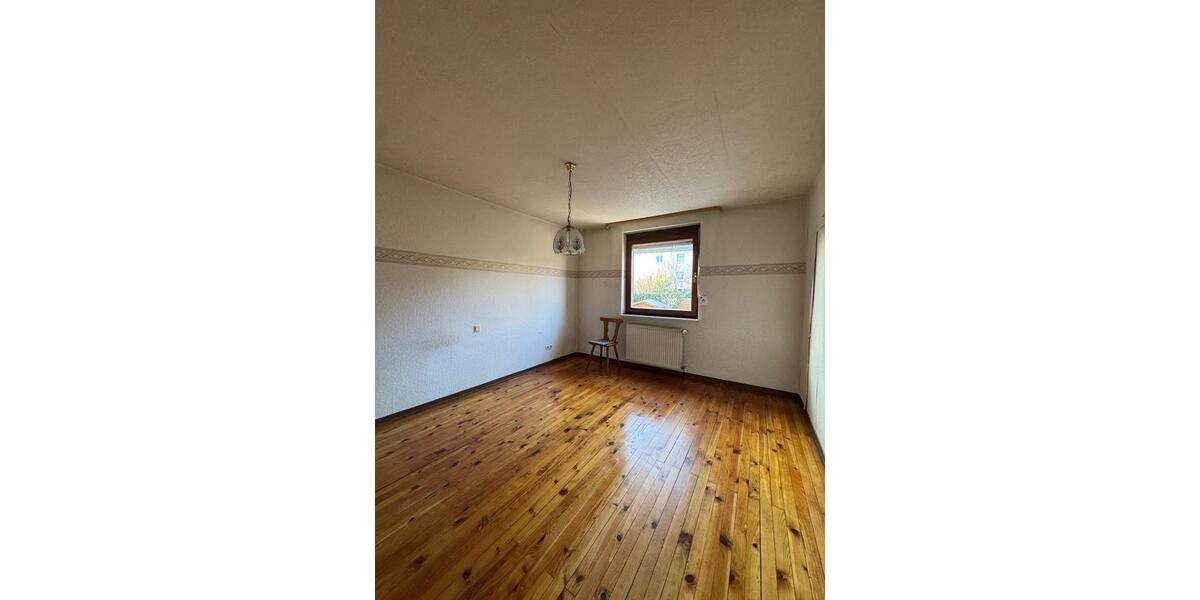 Reihenhaus Sankt Ingbert - 3 Zimmer, 88 m&sup2;, 149.000&euro; | Angebot:26697428