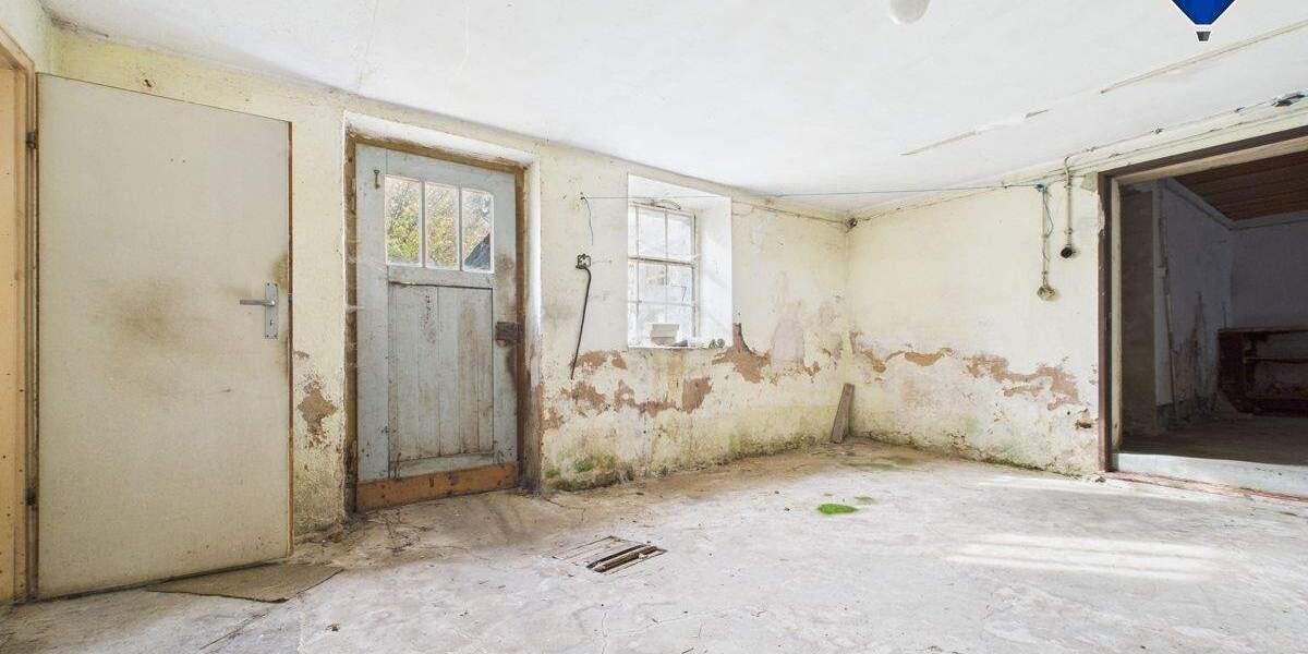 Einfamilienhaus Blieskastel / Ballweiler Wecklingen - 1 Zimmer, 210 m&sup2;, 95.000&euro; | Angebot:25819119