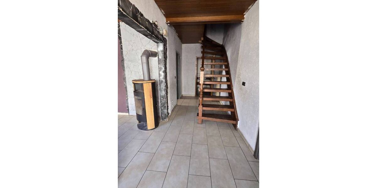 Reihenendhaus Zweibrücken / Mittelbach Mittelbach - 8 Zimmer, 180 m&sup2;, 159.000&euro; | Angebot:26411464