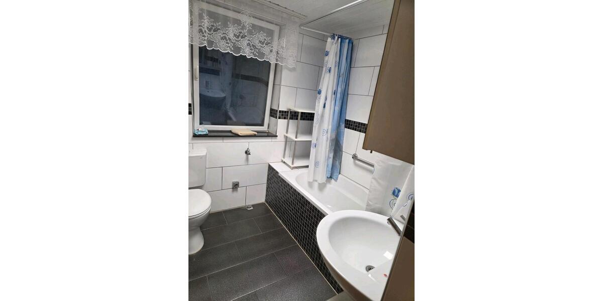 Etagenwohnung Überherrn - 4 Zimmer, 87 m&sup2;, 1.150&euro; | Angebot:25445286