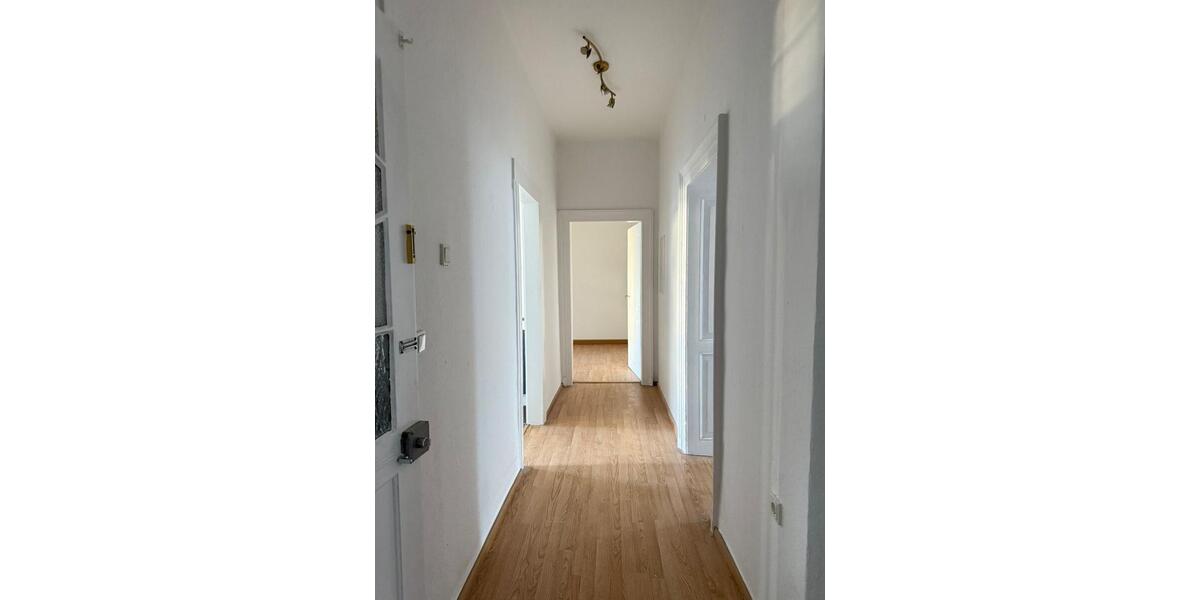 Etagenwohnung Saarbrücken St. Arnual - 1 Zimmer, 20 m&sup2;, 400&euro; | Angebot:24381174