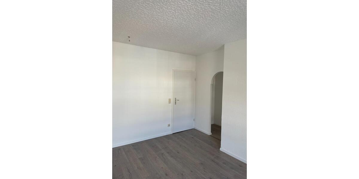 Etagenwohnung Völklingen - 3 Zimmer, 70 m&sup2;, 490&euro; | Angebot:25436217