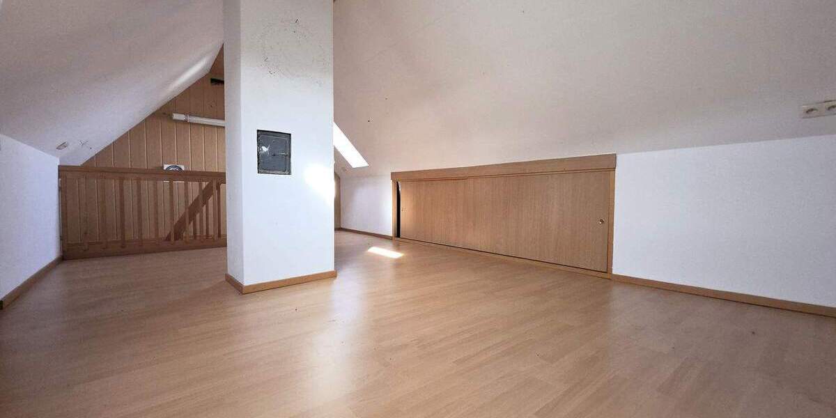 Doppelhaushälfte Saarland - Quierschied Fischbach - 5 Zimmer, 145 m&sup2;, 225.000&euro; | Angebot:25846095