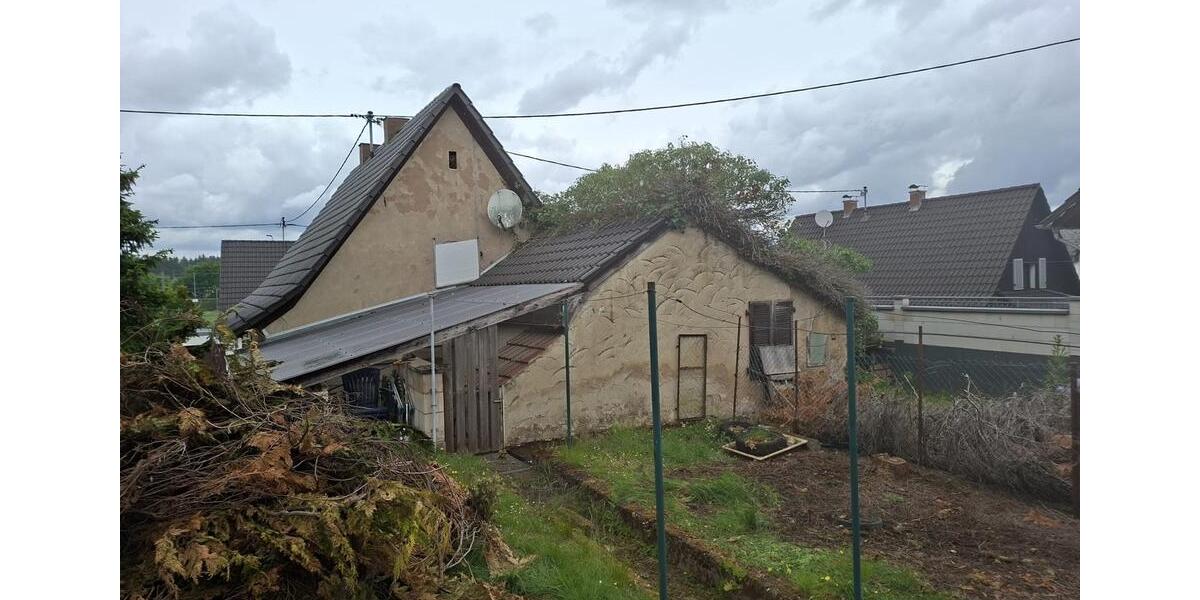 Einfamilienhaus Saarwellingen - 4 Zimmer, 93 m&sup2;, 119.000&euro; | Angebot:26739303